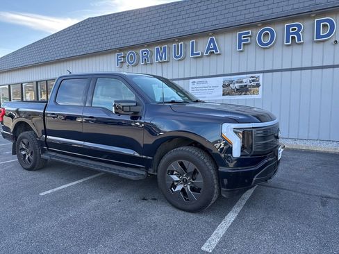 Used 2024 Ford F150 Lightning Lariat image 1