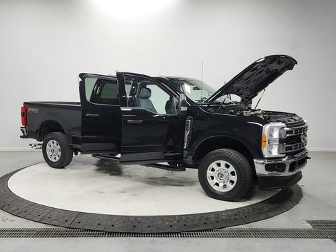 Used 2023 Ford F250 XLT w/ 360-Degree Camera Package AWD/4WD image 9