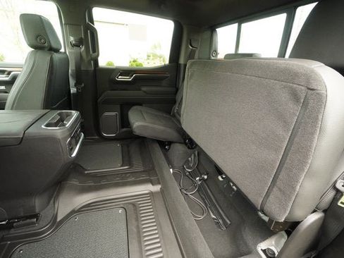 New 2026 GMC Sierra 1500 Denali w/ Denali Reserve Package AWD/4WD image 33