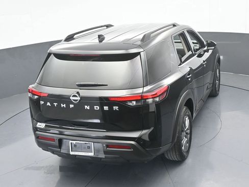 Used 2025 Nissan Pathfinder SV image 53