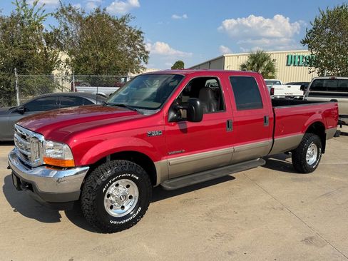 Used 2002 Ford F350 Lariat image 1