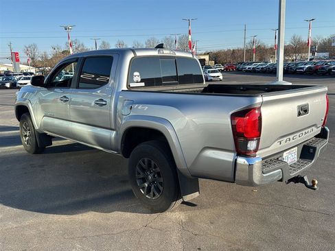 Used 2021 Toyota Tacoma SR5 image 3