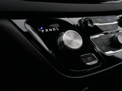 New 2026 Chrysler Voyager LX image 11