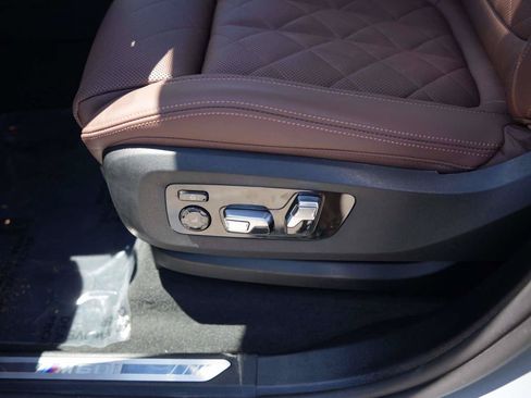 Used 2026 BMW X5 M60i w/ Climate Comfort Package AWD/4WD image 16
