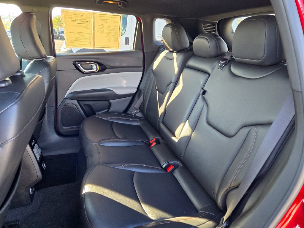Used 2024 Jeep Compass Limited AWD/4WD image 29
