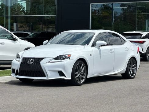 Used 2016 Lexus IS 200t w/ F Sport Package RWD image 7