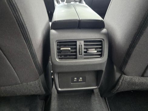 Used 2021 Nissan Rogue SV FWD image 24