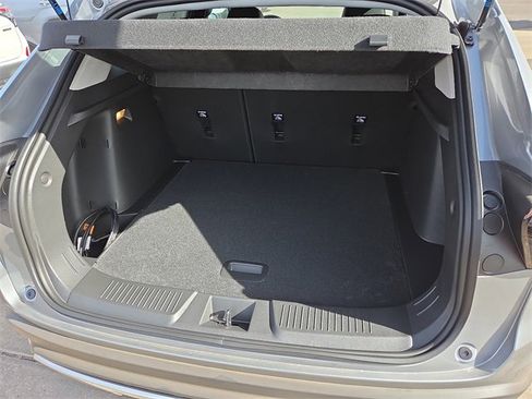 New 2026 Chevrolet Trax LT image 5