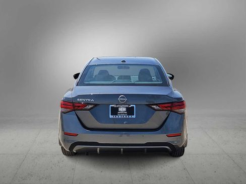 Used 2025 Nissan Sentra SV FWD image 7