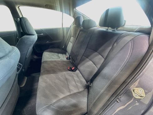 Used 2017 Honda Accord EX image 15
