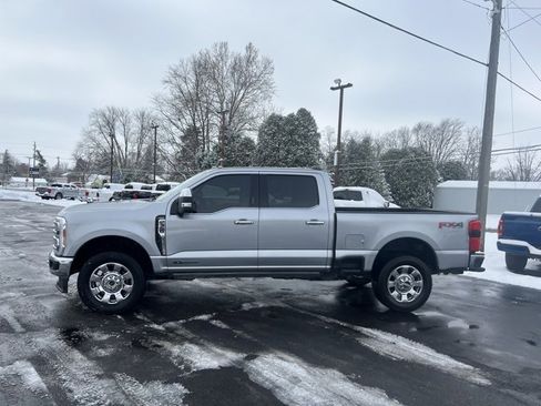 Used 2023 Ford F350 Lariat w/ Lariat Ultimate Package image 17