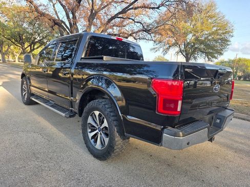 Used 2019 Ford F150 Lariat image 8
