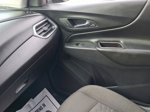 Used 2020 Chevrolet Equinox LT image 30