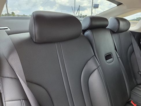 Used 2023 Genesis G80 2.5T AWD/4WD image 30