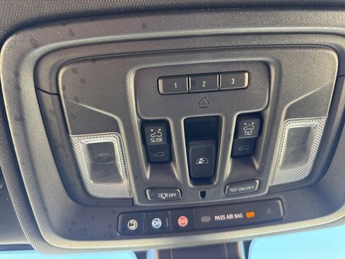 Used 2023 Chevrolet Silverado 2500 High Country image 36