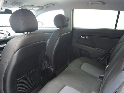 Used 2016 Kia Sportage LX image 21