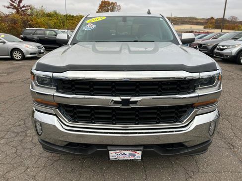 Used 2018 Chevrolet Silverado 1500 LT w/ All Star Edition AWD/4WD image 2