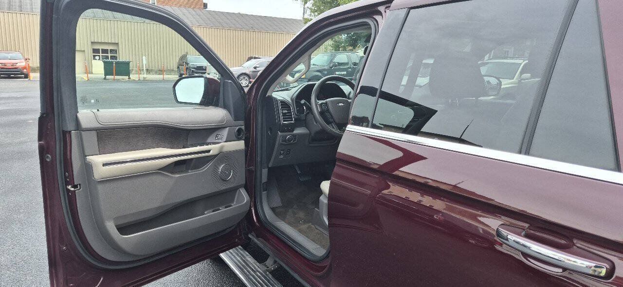 Used 2021 Ford Expedition Limited AWD/4WD image 13