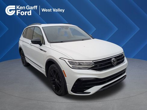 Used 2022 Volkswagen Tiguan SE R-Line image 1