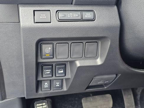 Used 2024 Nissan Frontier PRO-4X w/ Technology Package image 33