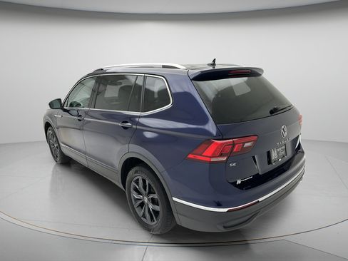 Used 2023 Volkswagen Tiguan SE AWD/4WD image 6