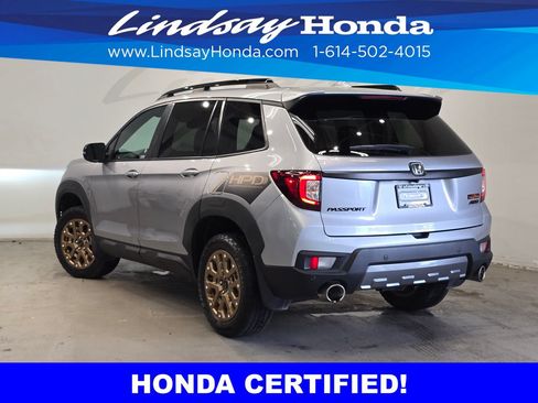 Certified 2023 Honda Passport TrailSport image 4