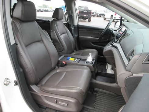 Used 2019 Honda Odyssey EX-L image 24