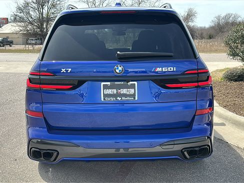 New 2025 BMW X7 M60i image 7