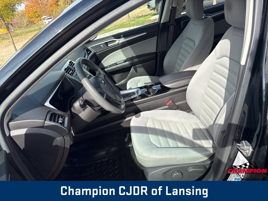 Used 2014 Ford Fusion S FWD image 11