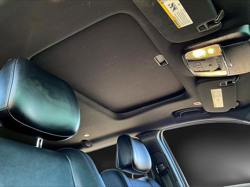 Used 2020 Jeep Grand Cherokee Limited image 27