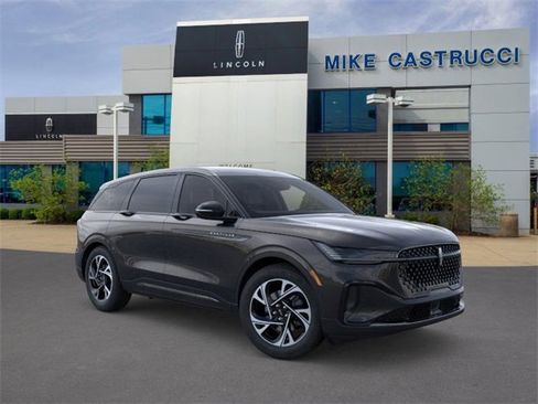 New 2025 Lincoln Nautilus Premier w/ Jet Appearance Package image 7