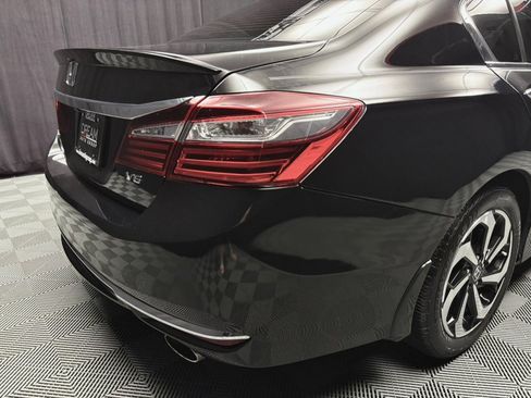 Used 2016 Honda Accord EX-L V6 Sedan image 13