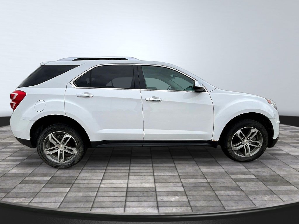 Used 2016 Chevrolet Equinox LTZ w/ Enhanced Convenience Package AWD/4WD image 8