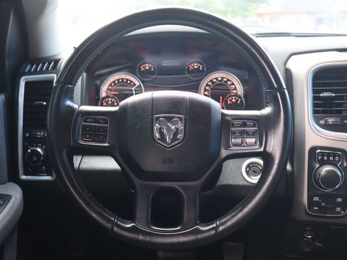 Used 2019 RAM 1500 Big Horn AWD/4WD image 18