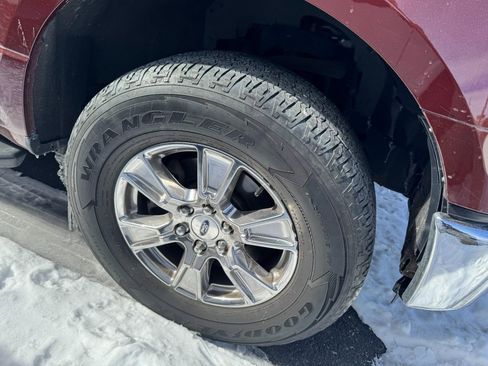 Used 2015 Ford F150 XLT w/ Equipment Group 302A Luxury image 10