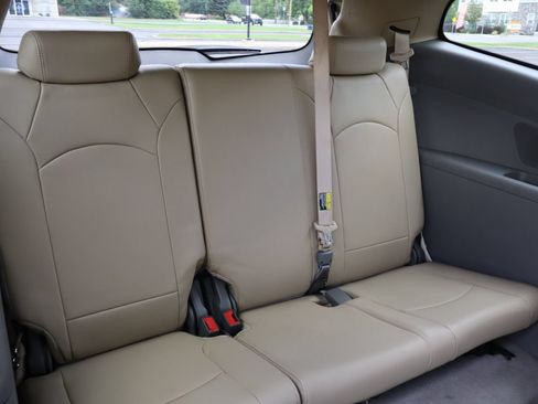 Used 2012 Chevrolet Traverse LT AWD/4WD image 22
