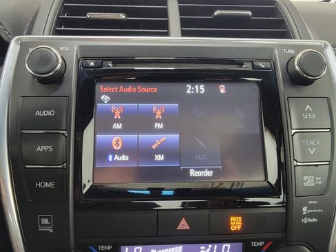 Used 2015 Toyota Camry XLE w/ Moonroof Package FWD image 20