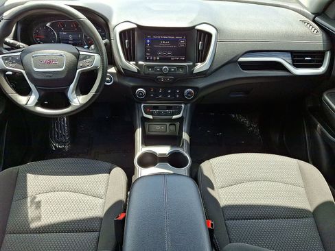 Used 2024 GMC Terrain SLE AWD/4WD image 25