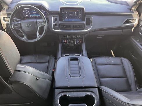 Used 2024 Chevrolet Suburban RST w/ Luxury Package image 14