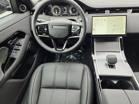 Certified 2026 Land Rover Range Rover Evoque S image 4