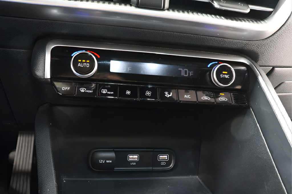 Used 2022 Kia K5 GT-Line w/ GT-Line FWD Premium Package image 9