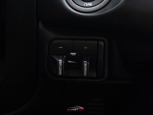 Used 2022 Dodge Durango R/T w/ Tow 'N Go Package AWD/4WD image 35