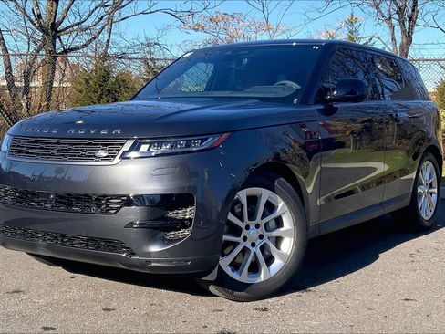 New 2025 Land Rover Range Rover Sport SE image 1