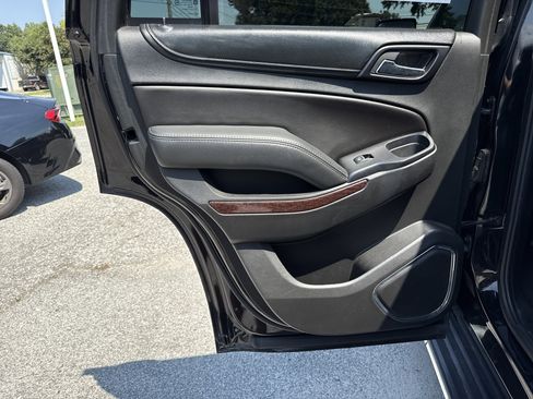 Used 2018 GMC Yukon SLE w/ SLE Value Package image 33