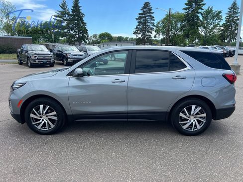 Certified 2024 Chevrolet Equinox LT AWD/4WD image 2