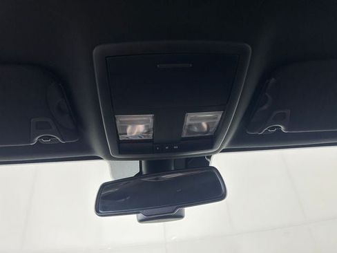 Used 2019 Dodge Challenger R/T RWD image 22
