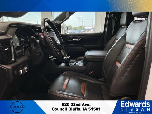 Used 2023 GMC Sierra 1500 AT4 w/ AT4 Preferred Package AWD/4WD image 24