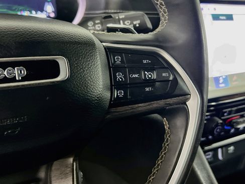 Used 2024 Jeep Grand Cherokee Limited 4xe AWD/4WD image 19