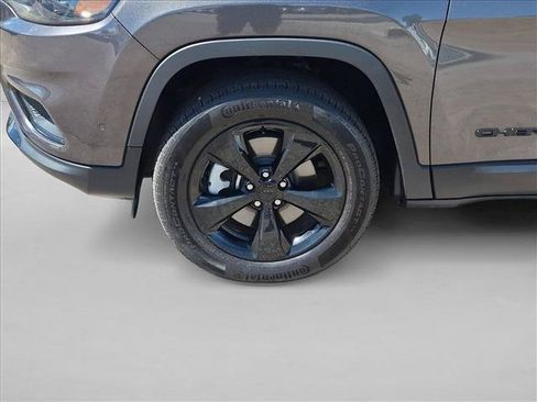 Used 2023 Jeep Cherokee Altitude Lux AWD/4WD image 24