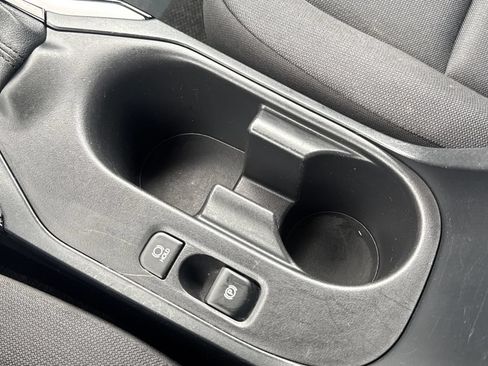 Used 2024 Toyota Corolla LE FWD image 27